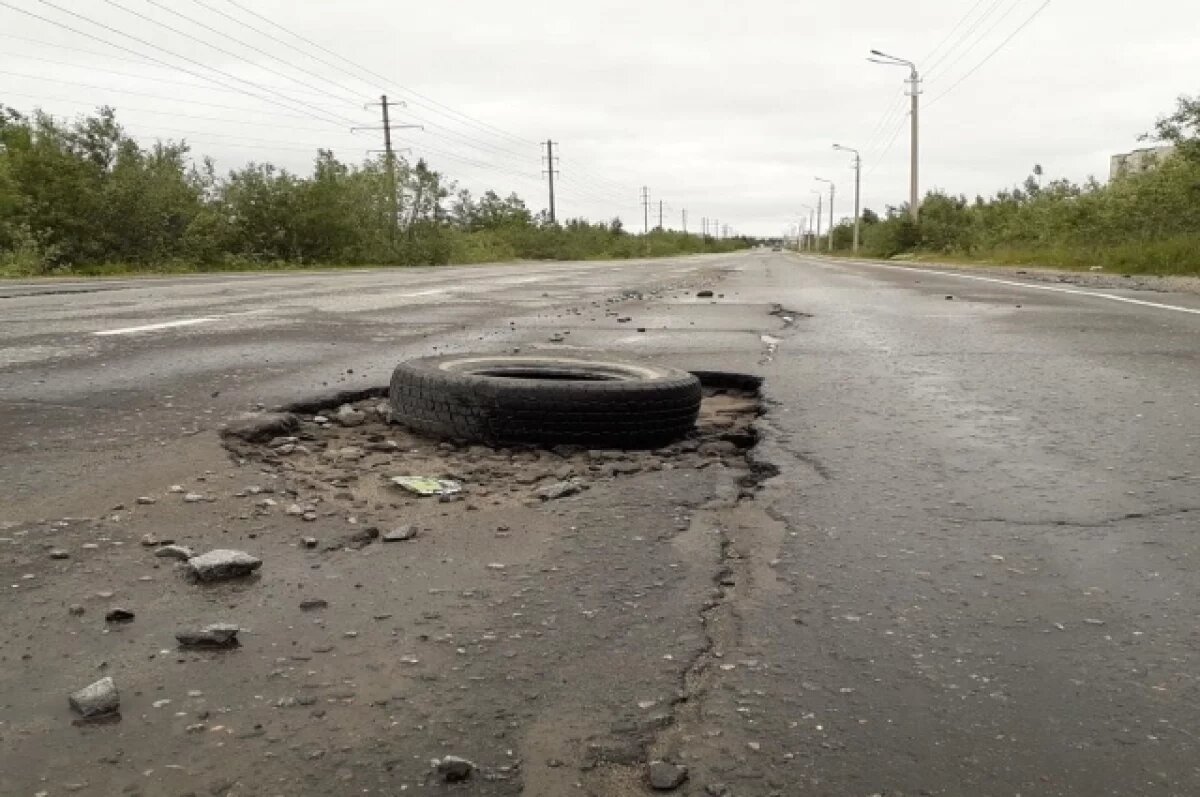    В Тверской области трассу привели в порядок после вмешательства прокуратуры