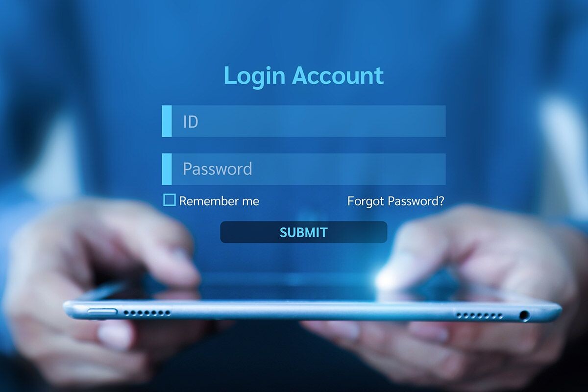 Теперь каждый сайт просит нас ввести логин и пароль. Источник: Shutterstock📷
