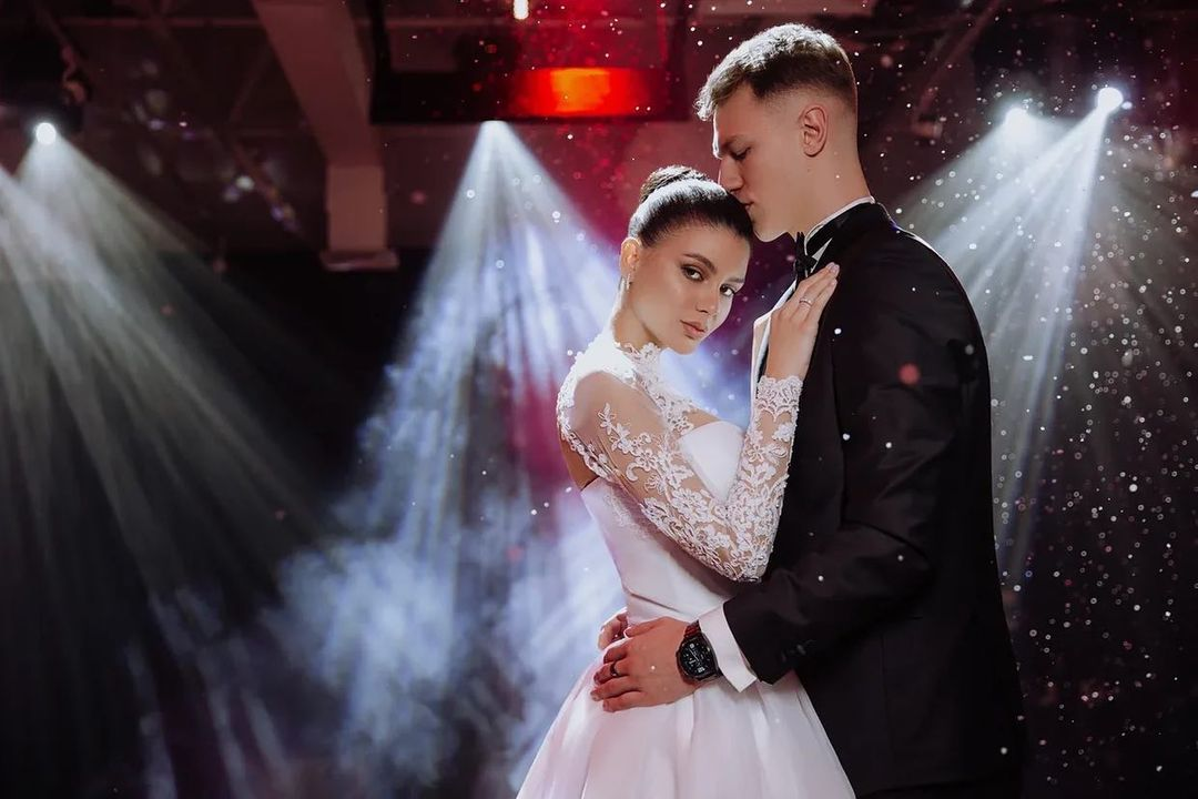 Матвей и Настя были красивой парой.