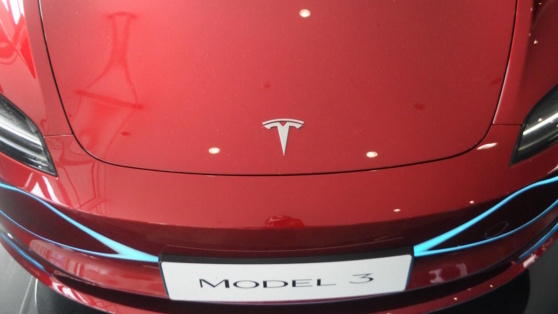    Tesla отозвала более 1,8 млн автомобилей из-за рисков ДТП Роман Захаров