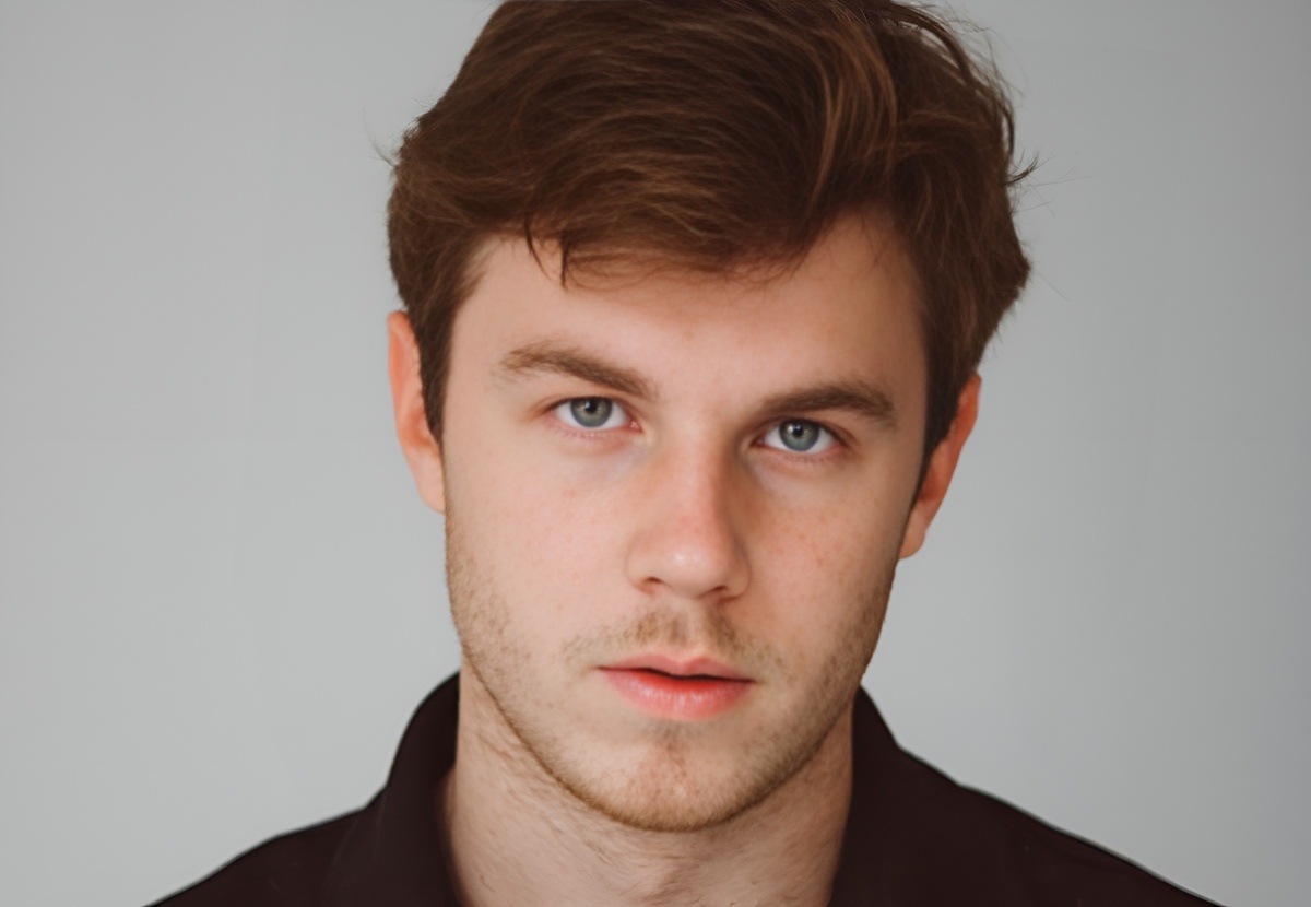 Кирилл Буханцев.Фото Яндекс.Картинки