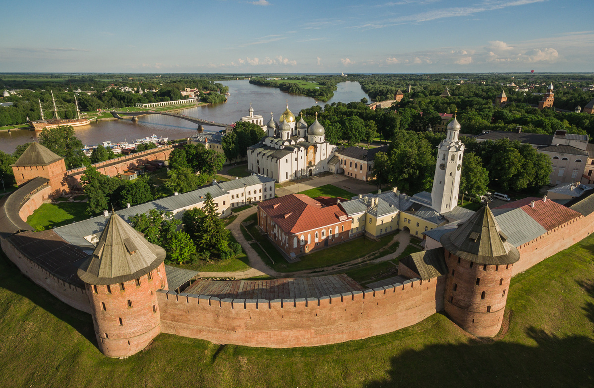 10 лучших отелей Великого Новгорода