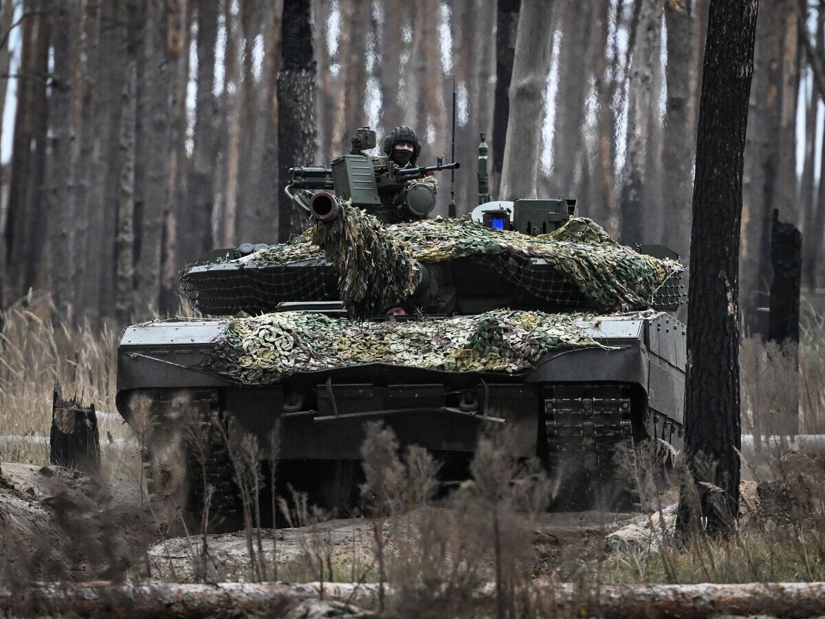    Боевая работа экипажей танков Т-80 на Краснолиманском направлении СВО© РИА Новости / Станислав Красильников