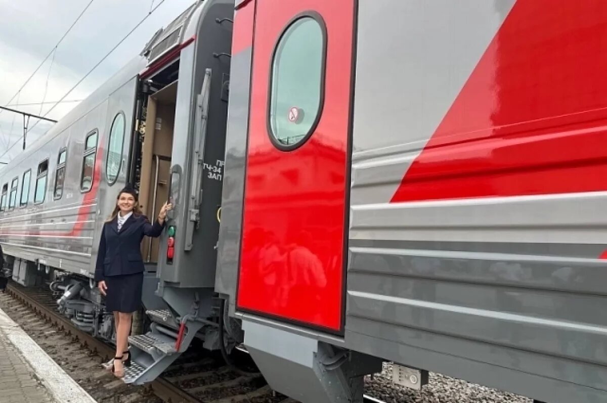   На Алтае запустили туристический вагон с лекциями и викторинами