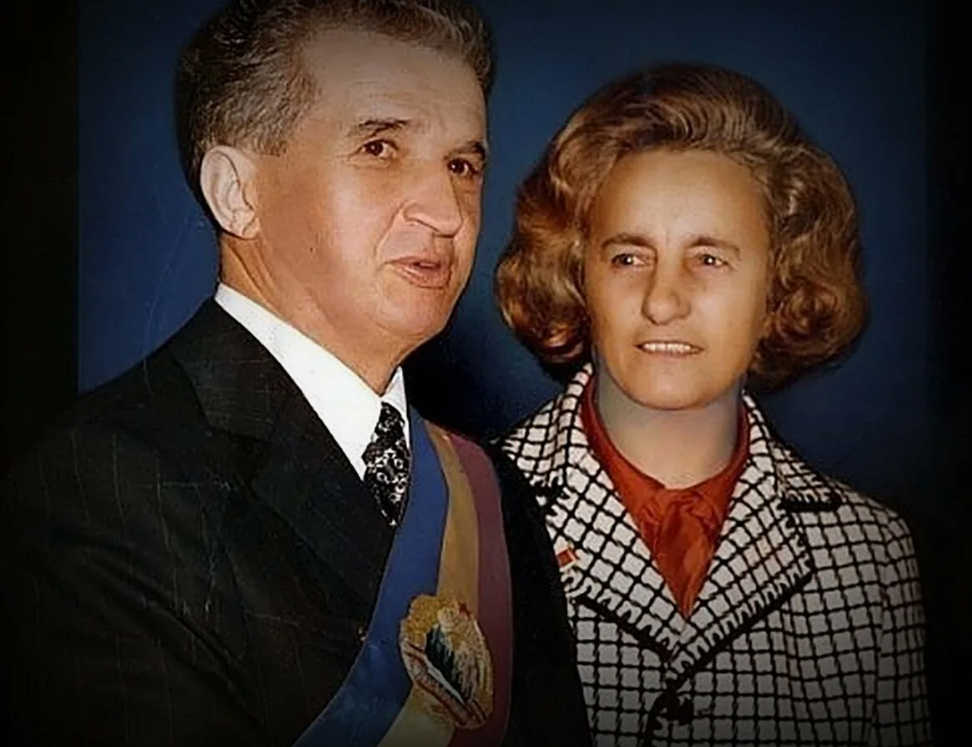 Николае Чаушеску и его супруга Елена