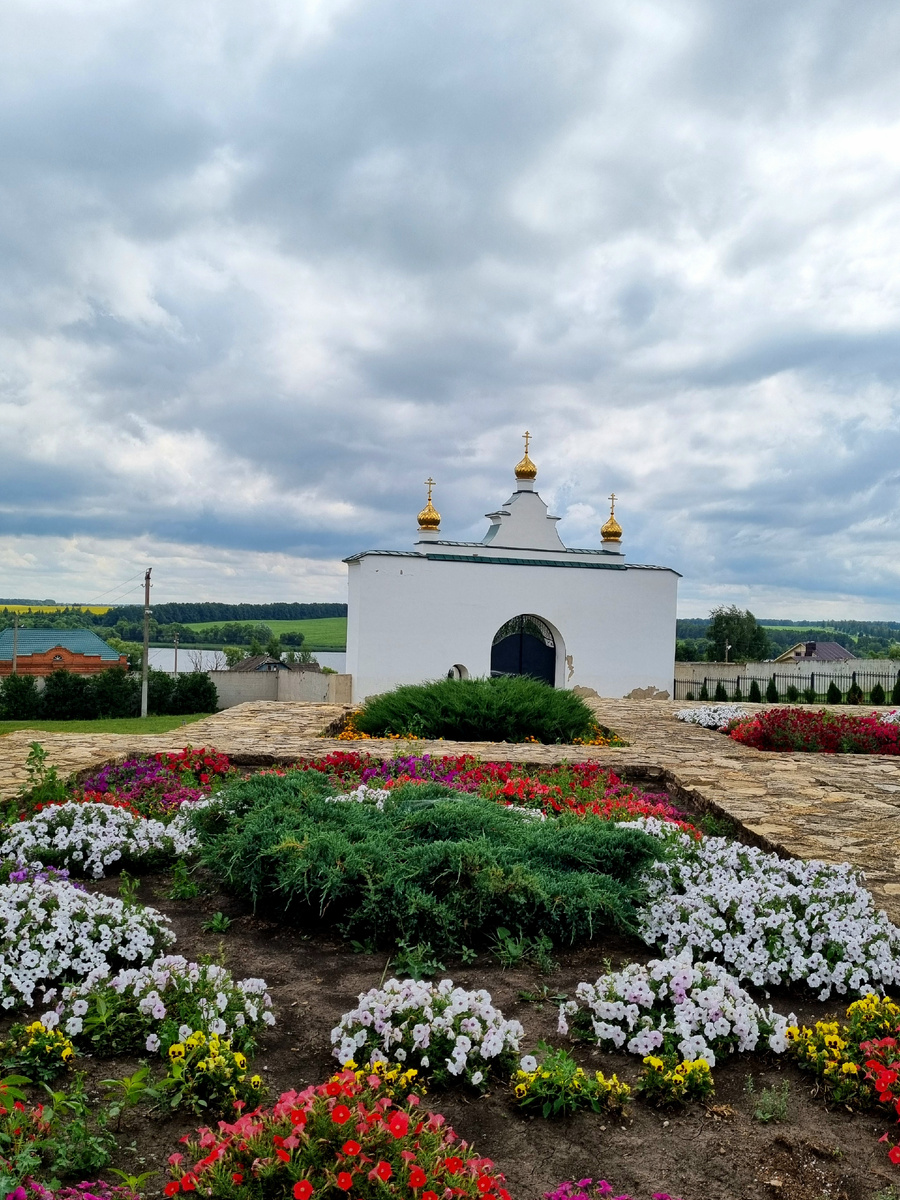 Сезёново. Сезеновский Иоанно-Казанский женский монастырь.  Фото автора статьи.