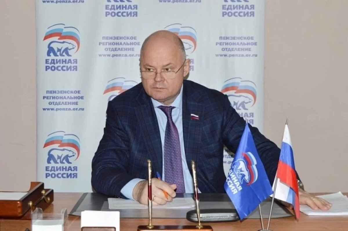    Вадим Супиков помог подключить электричество в садоводческом товариществе