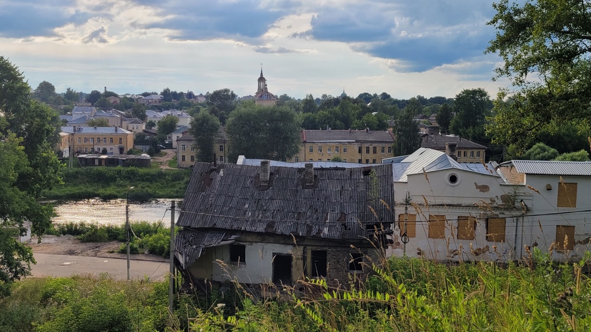 Вид на Торжок со смотровой площадки