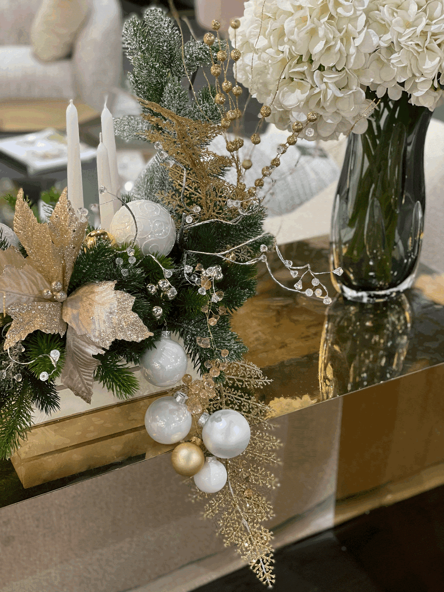 *выполнено декораторами Me Decor