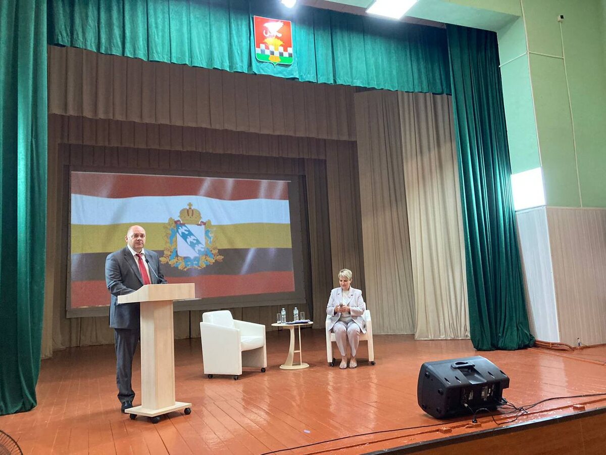    Алексей Смирнов посетил Касторенский и Горшеченский районы