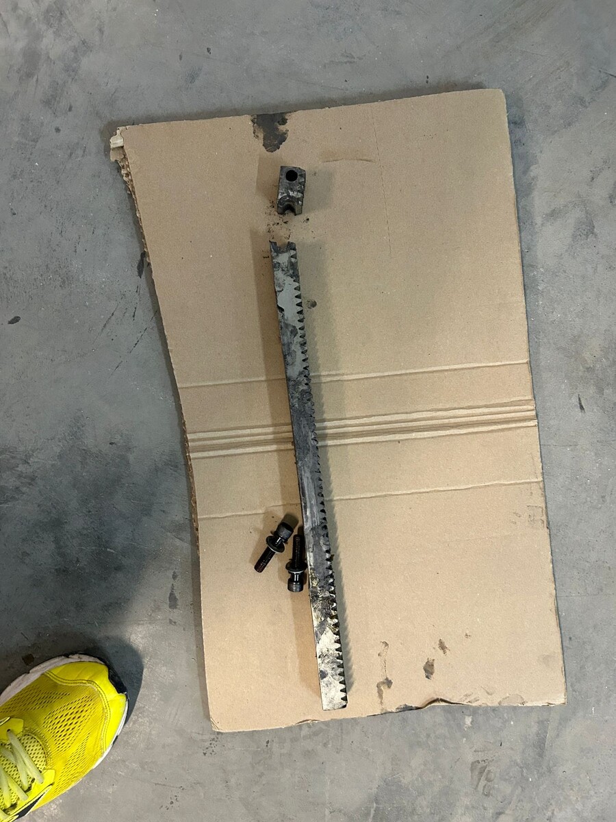 Сломанная рейка