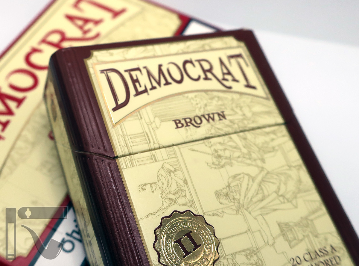 Сигареты Democrat. Фото: © канал "Уголок Курильщика"