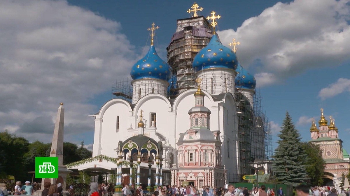    «Троицу» Рублёва вернули в    Свято-Троицкую    Сергиеву лавру к празднику