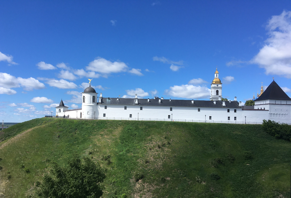 Вид на Кремль из сада Ярмака. Фото автора. 