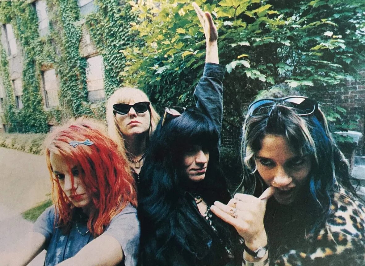 L7, 1992 г.