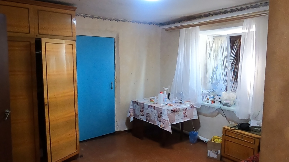 В пункт медицинской помощи ходят и местные жители. 
Фото: Аркадий СОЛОВЬЕВ.
