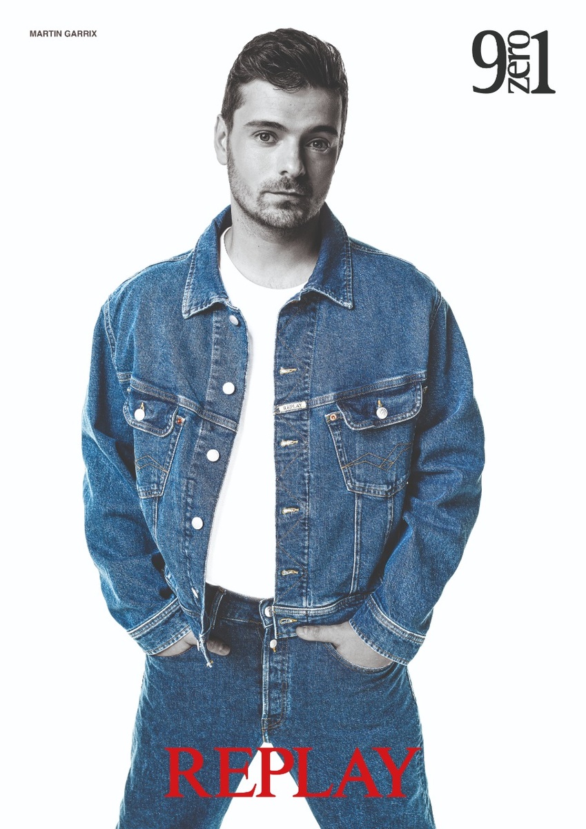    Бренд Replay открыл флагманский поп-ап в универмаге «Цветной» (фото 2)