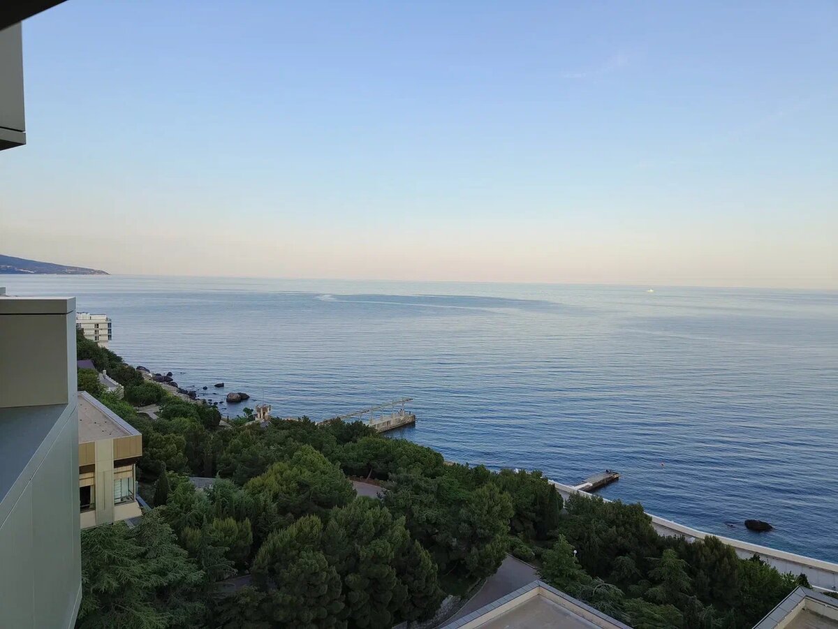 Вид из номера санатория Форос (Крым). Фото Светы Давыдовой