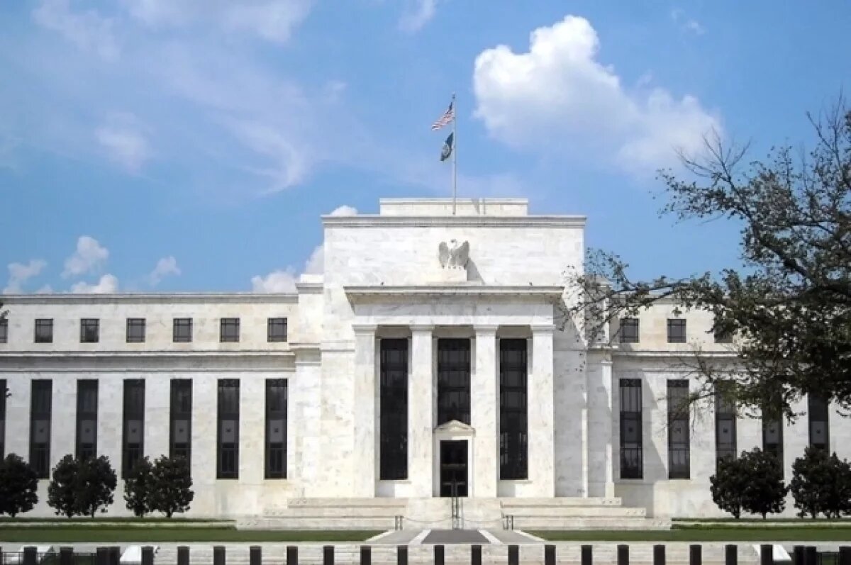    ФРС США сохранила базовую ставку на уровне 5,25-5,5 процента