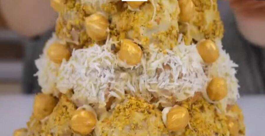    Что особенного в торте «Крокембуш»? Фото: скрин видео «Крокембуш -Пошаговый рецепт популярного десерта»