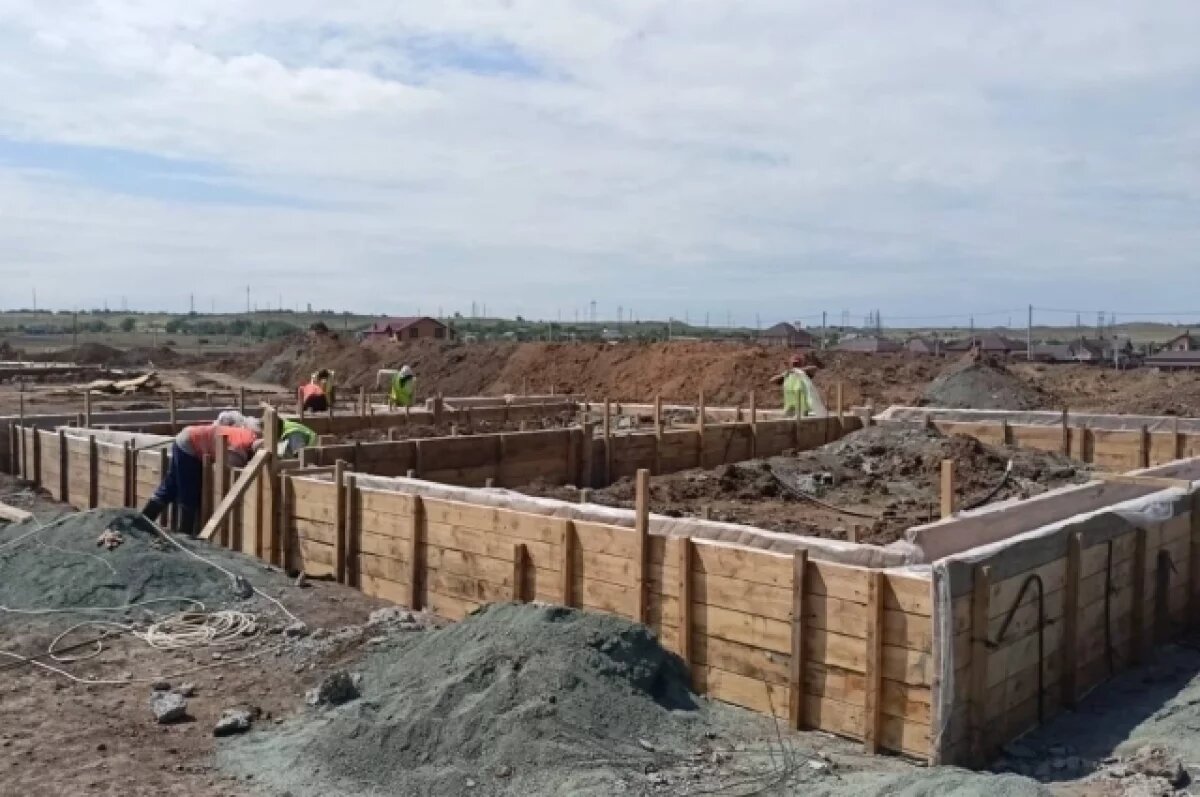    В Орске продолжают строить дома для пострадавших от паводка