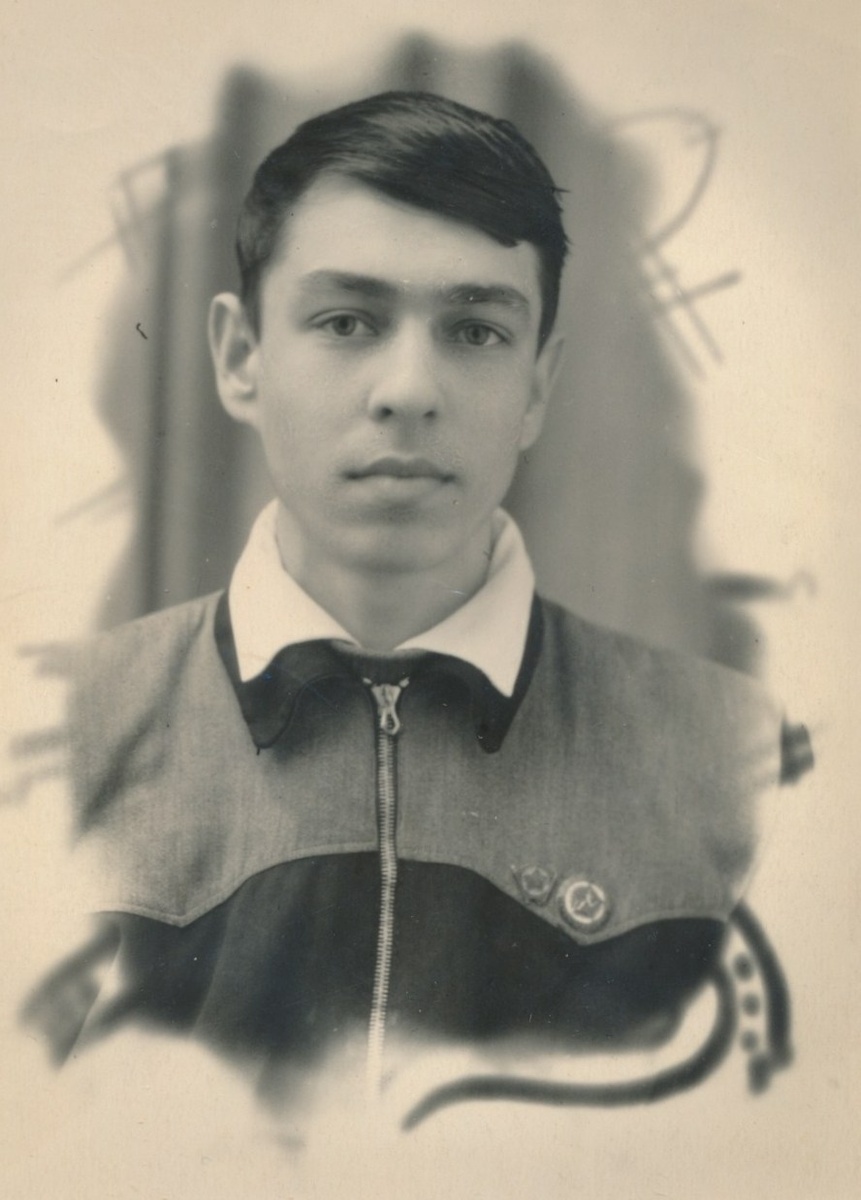 несколько листов из альбома...