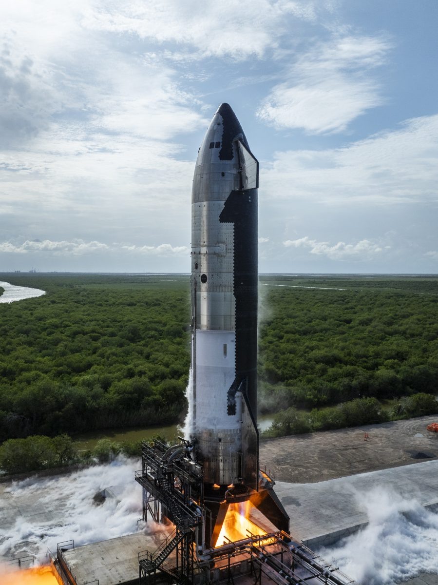   Статическое огневое испытание космического корабля Starship перед пятым полетом / © SpaceX