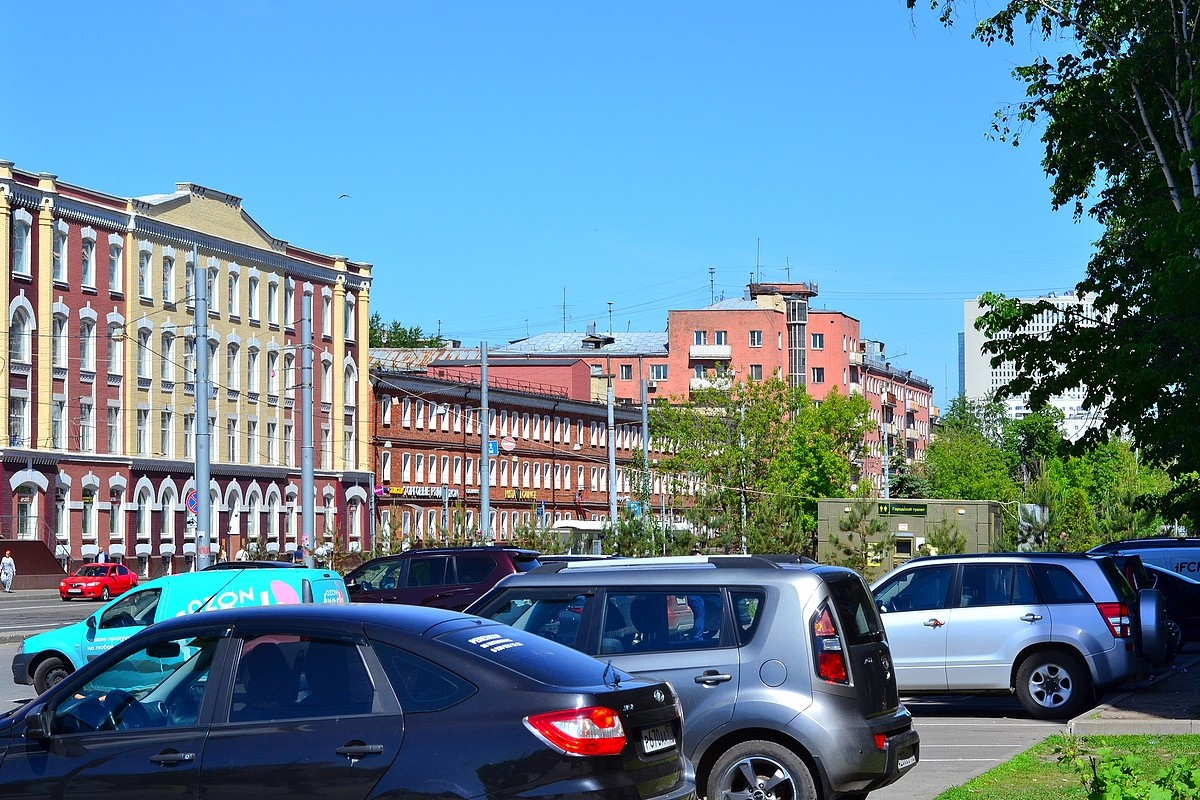 Улица Измайловский Вал.