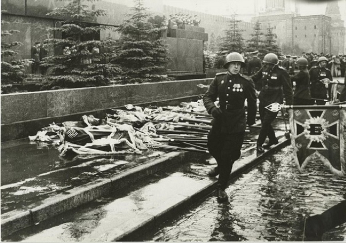 Из-за чего сержант Легкошкур устроил скандал на Параде Победы 1945 года