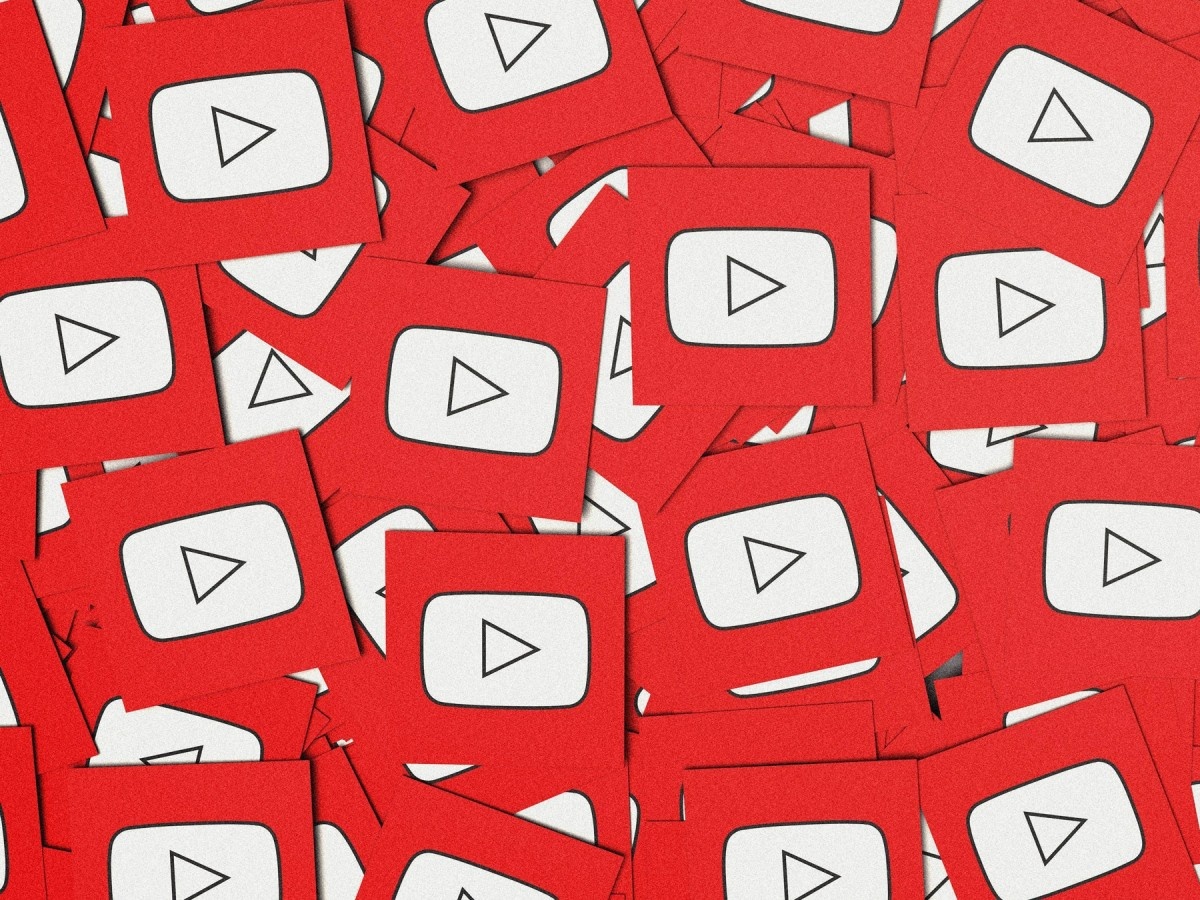    СМИ: аудитория YouTube в РФ стала расти, несмотря на замедление