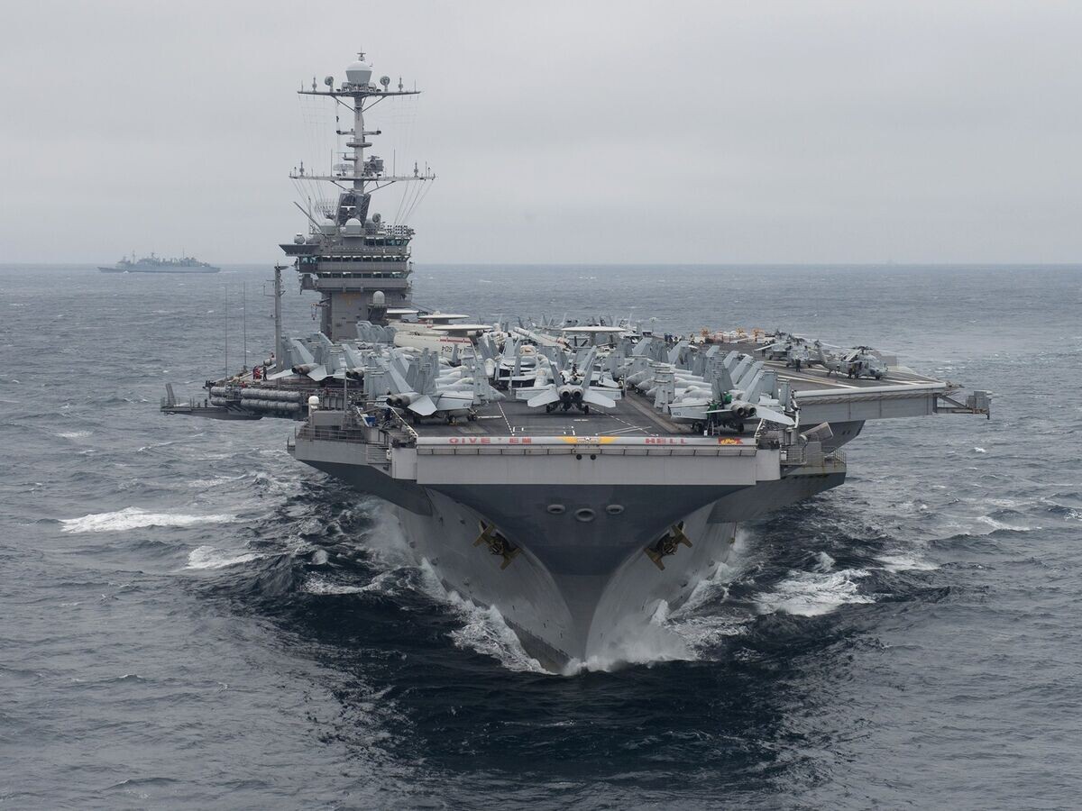    Американский авианосец USS Harry Truman© РИА Новости . ВМС США