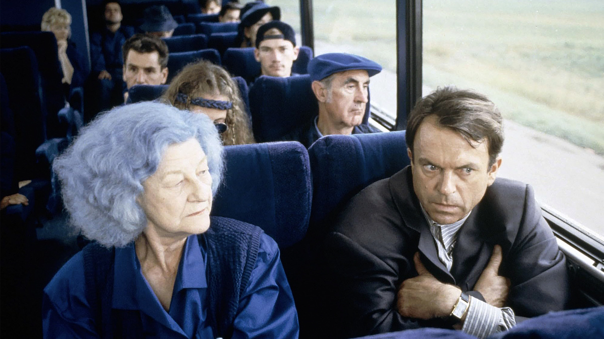 Кадр из фильма "В пасти безумия"