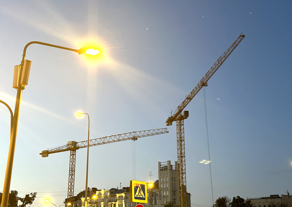    На рынке первичного жилья к осени ожидают изменения цен