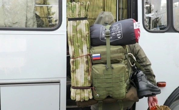 Останина отметила, что она планирует подготовить новую редакцию законопроекта и снова вынести его на рассмотрение осенью.