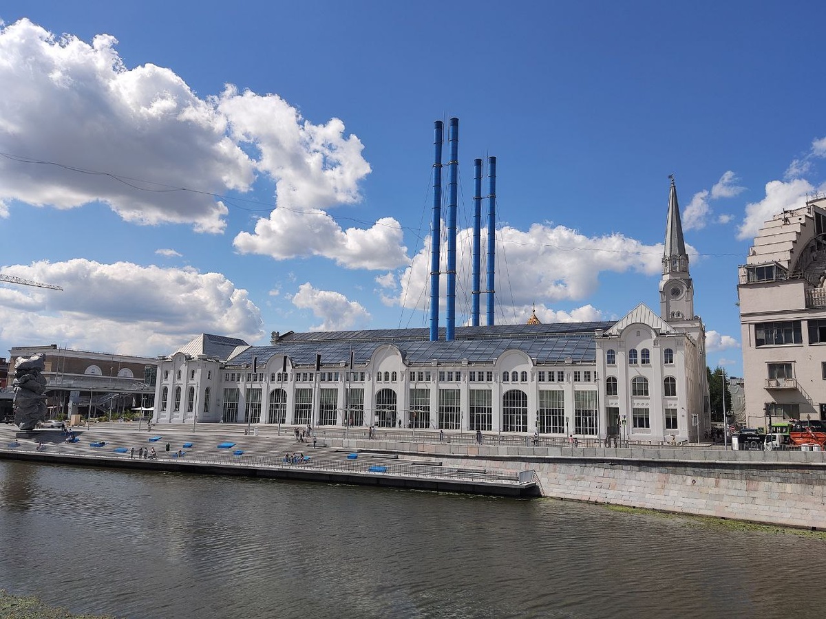 Дом культуры «ГЭС-2», июль 2024 г.