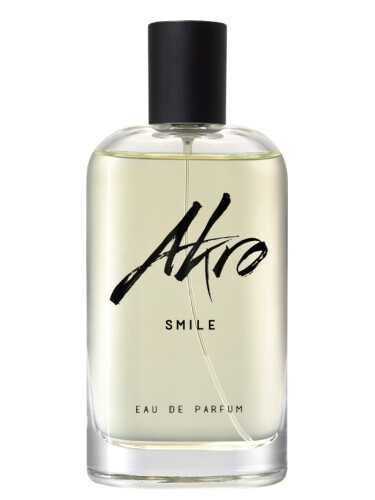 Smile Akro — это аромат для мужчин и женщин, он принадлежит к группе фужерные фруктовые. Это новое издание: Smile выпущен в 2024 году. Парфюмер: Olivier Cresp. Верхняя нота: Бергамот; средние ноты: Малина и Мускатный шалфей; базовая нота: Мускус.