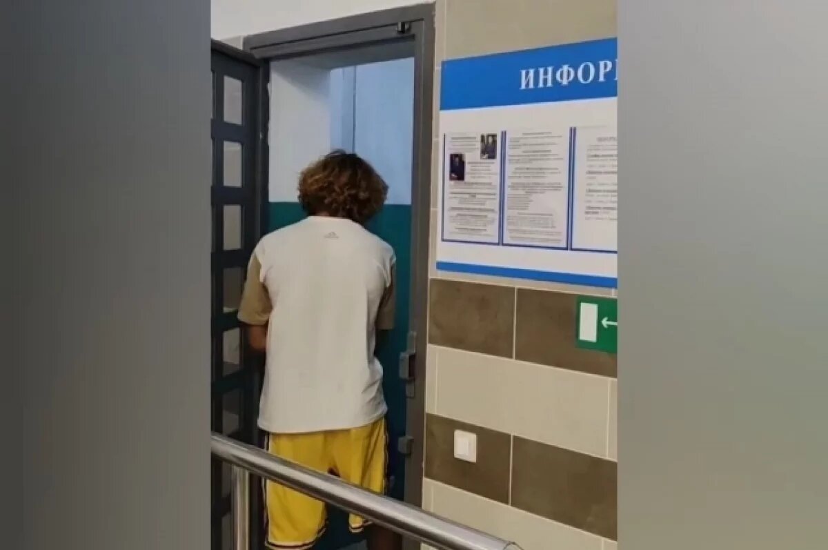    В Анапе сотрудники полиции задержали зачинщика ночной массовой драки