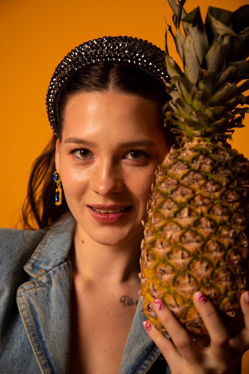 Ставь лайк, если любишь ананас!