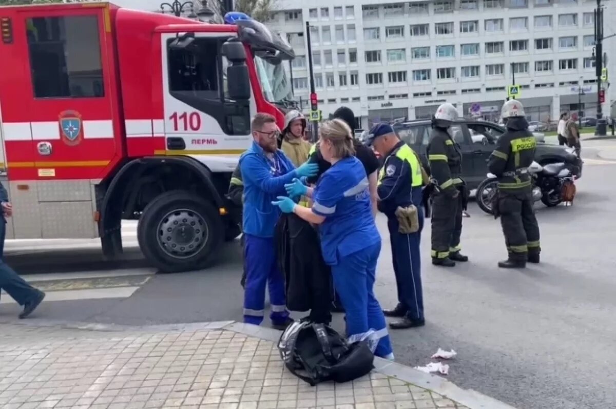    В центре Перми водитель пострадал в ДТП между автомобилем и мотоциклом