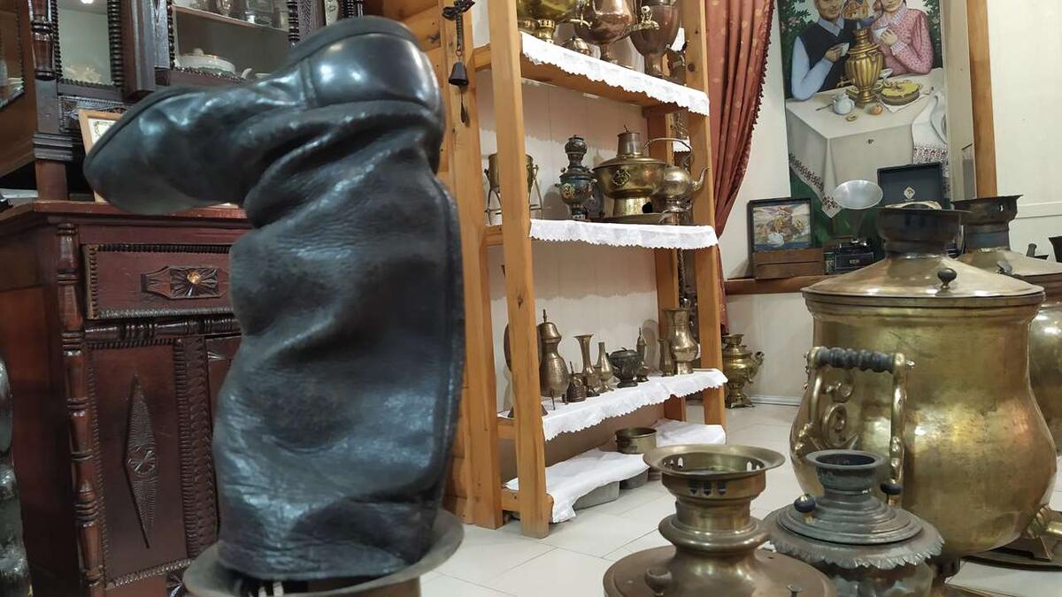    Экспозиция самоваров в Музее народного быта г. Ирбит stalker