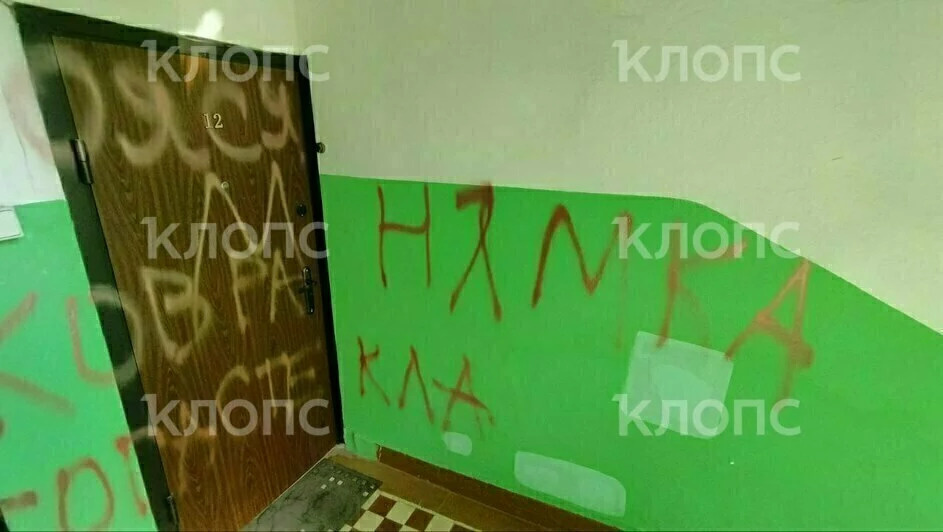    Так сейчас выглядит подъезд дома, в котором недавно сделали капитальный ремонт. Фото: «Клопс»