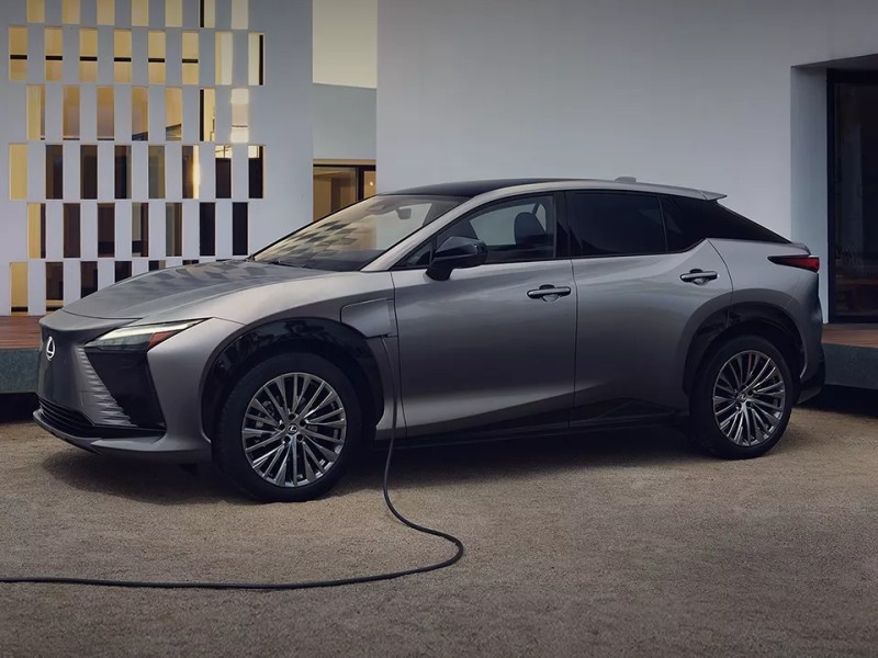    Новые аккумуляторы Samsung позволяют электрокарам проезжать до 1000 км