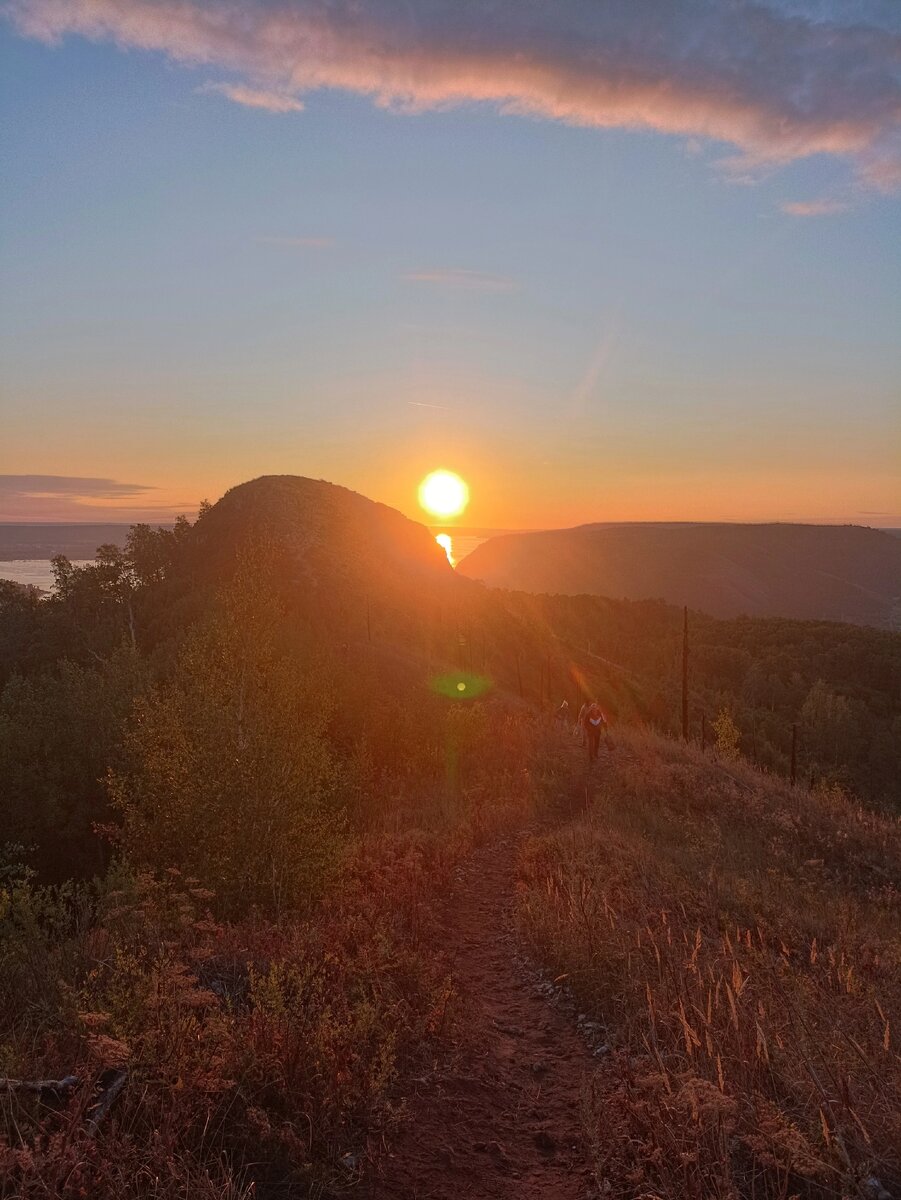 Гора Шишка на рассвете. 