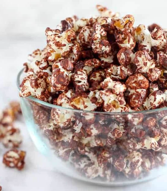 Сладкий шоколадный попкорн