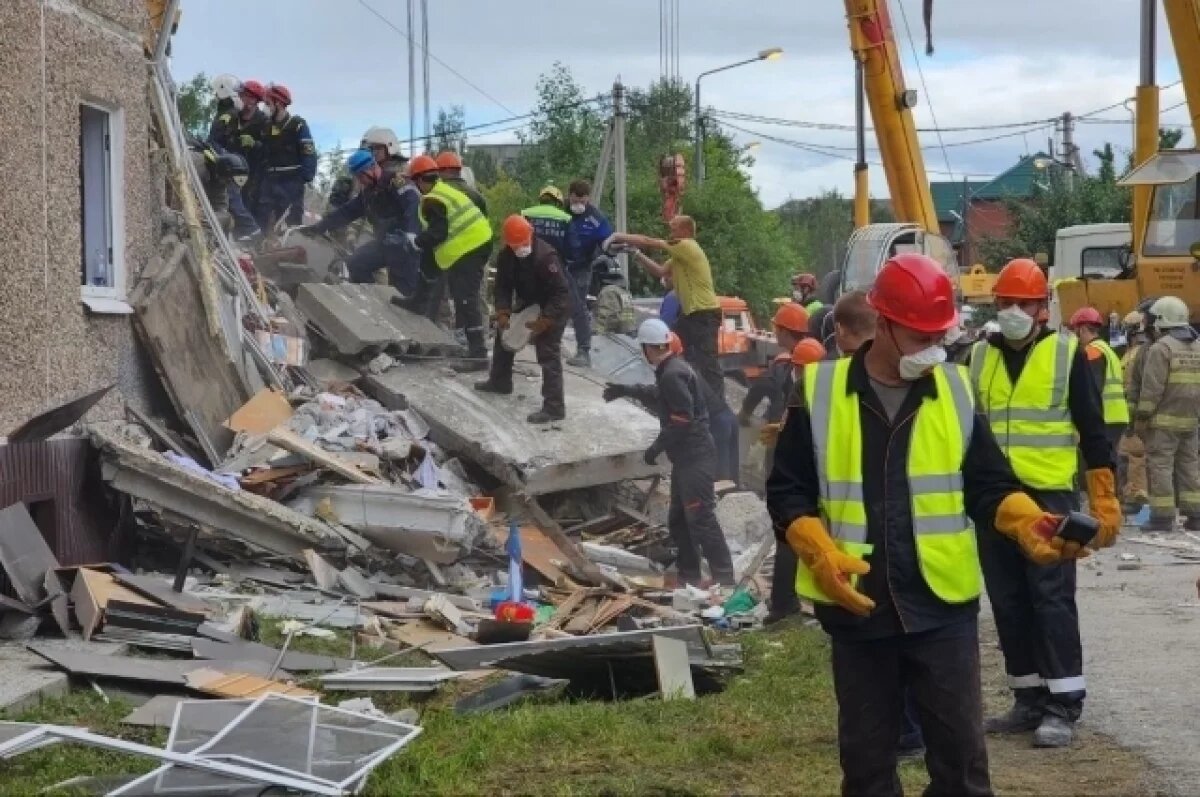    Девочку-подростка извлекли из-под завалов в Нижнем Тагиле