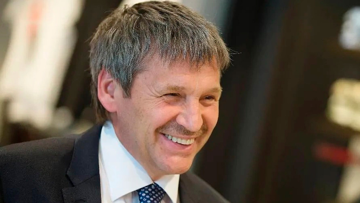 Владимир Павлов.