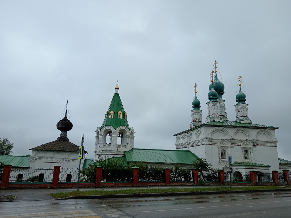 Всё умыто дождем. 