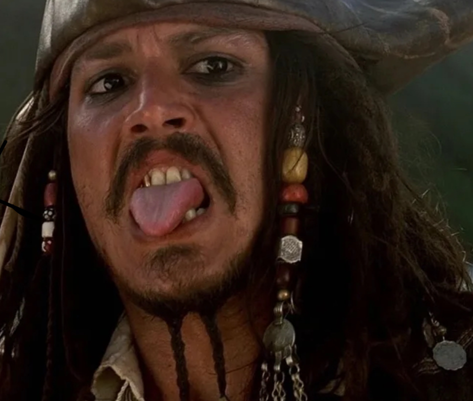 Не одобряет 