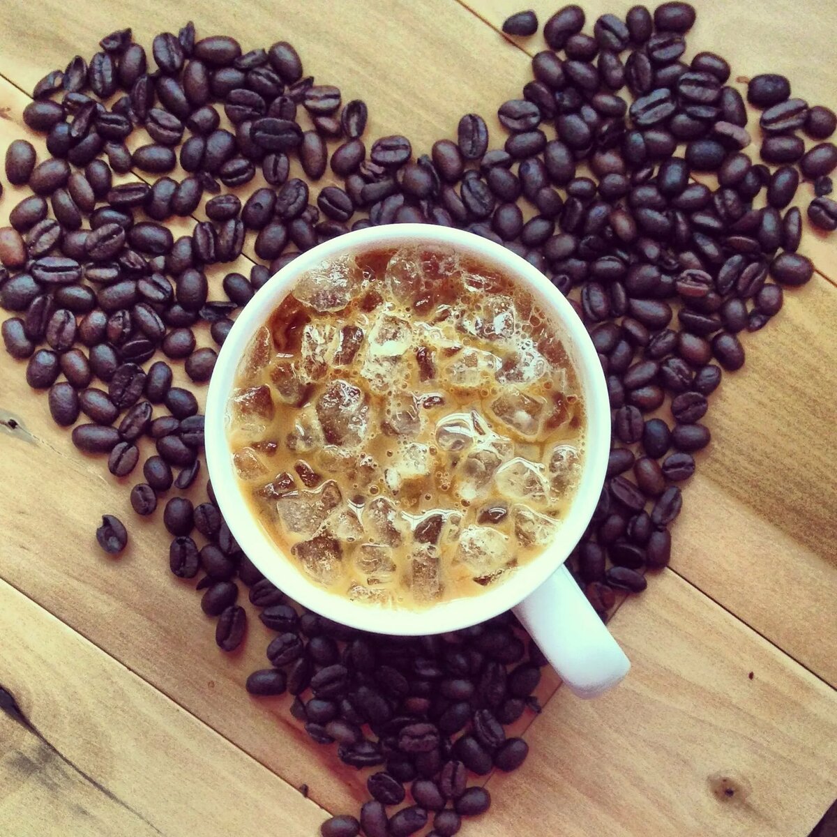 Для сна не слишком полезно кофе. Фото из сети 