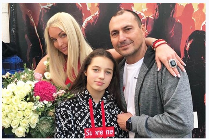  Вдовин всё своё внимание сконцентрировал на родившихся сыновьях, а дочери ничего не досталось.